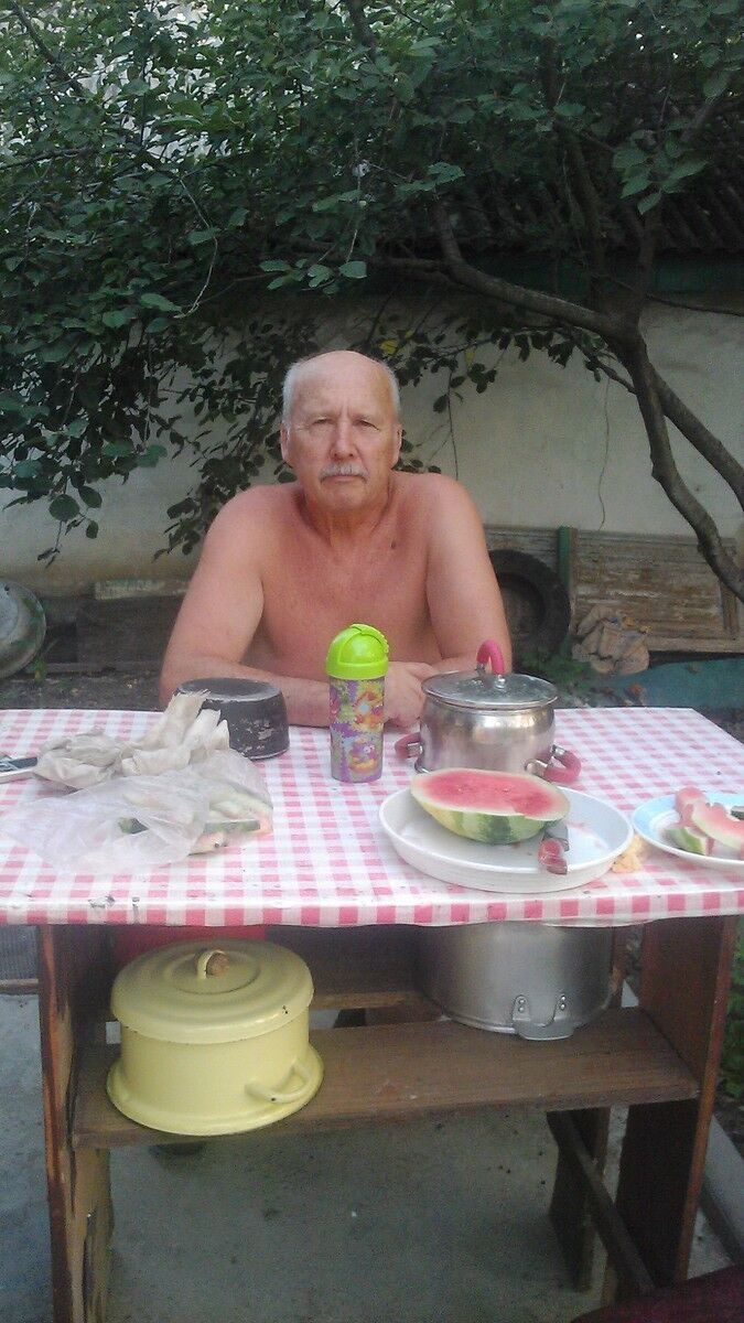   ,   Nikolai, 73 ,  