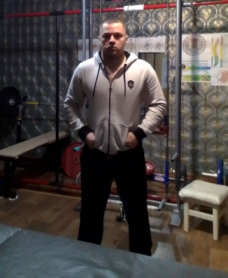  32106830  Alexei, 34 ,    