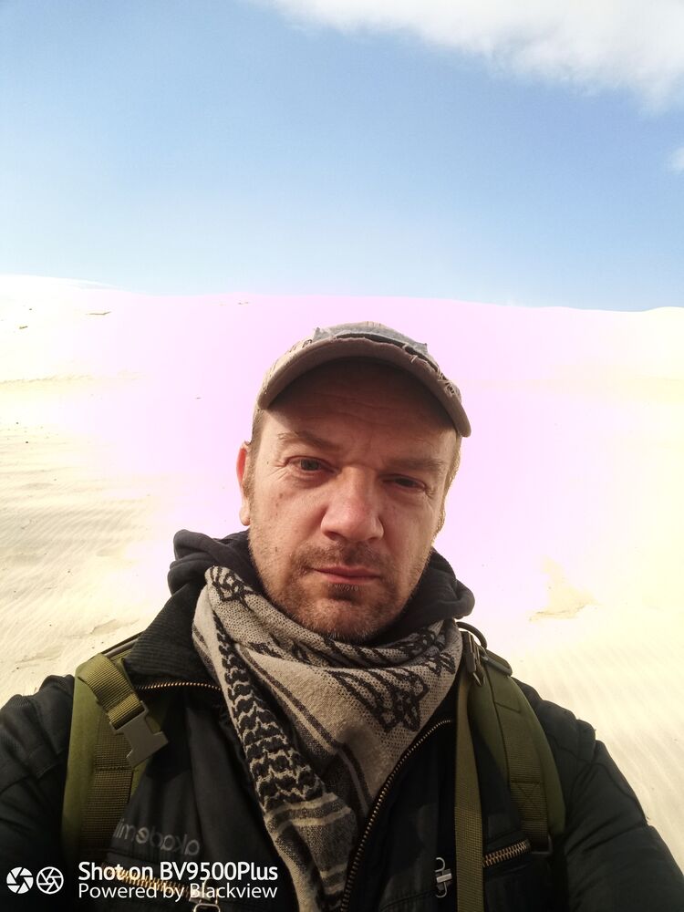  ,   Anton, 45 ,   ,   
