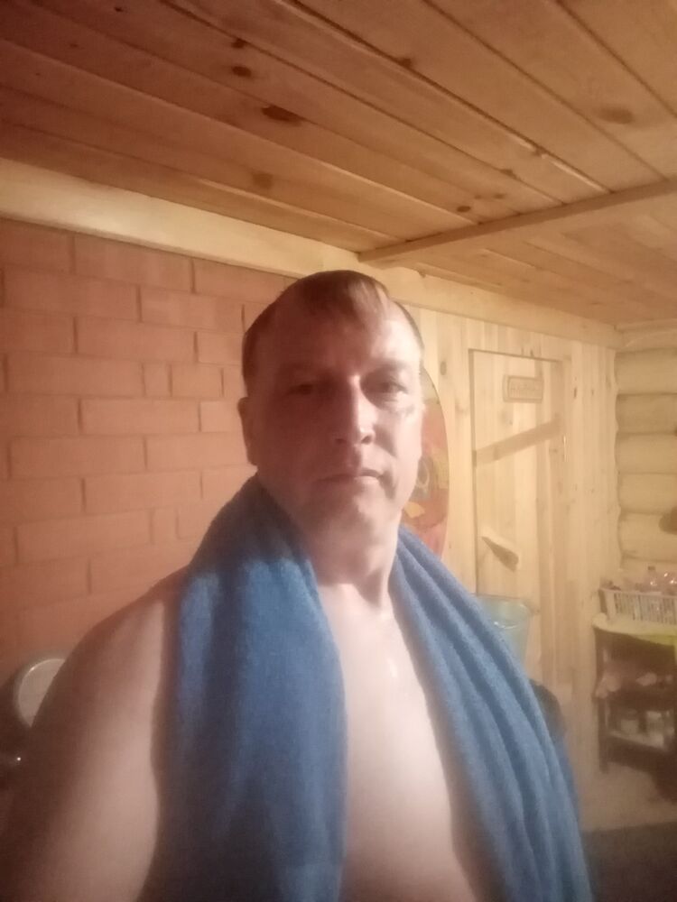  48005030  Dima, 43 ,    