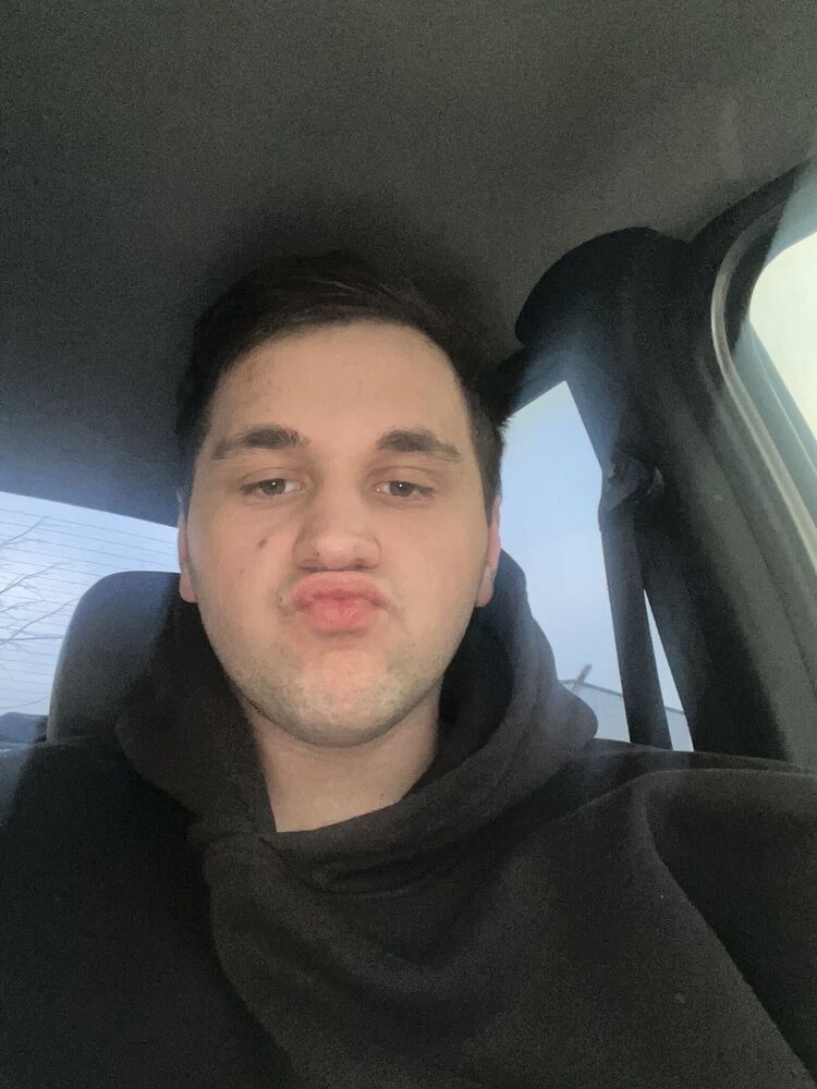  44703410  , 24 ,    