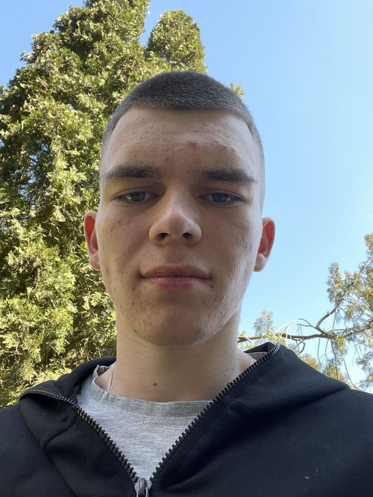  44460490  , 27 ,    