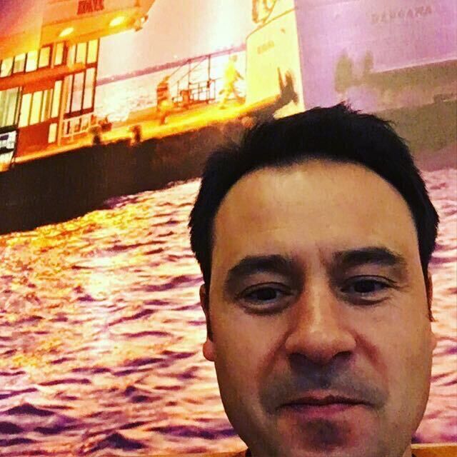  44203020  Ahmet, 40 ,    