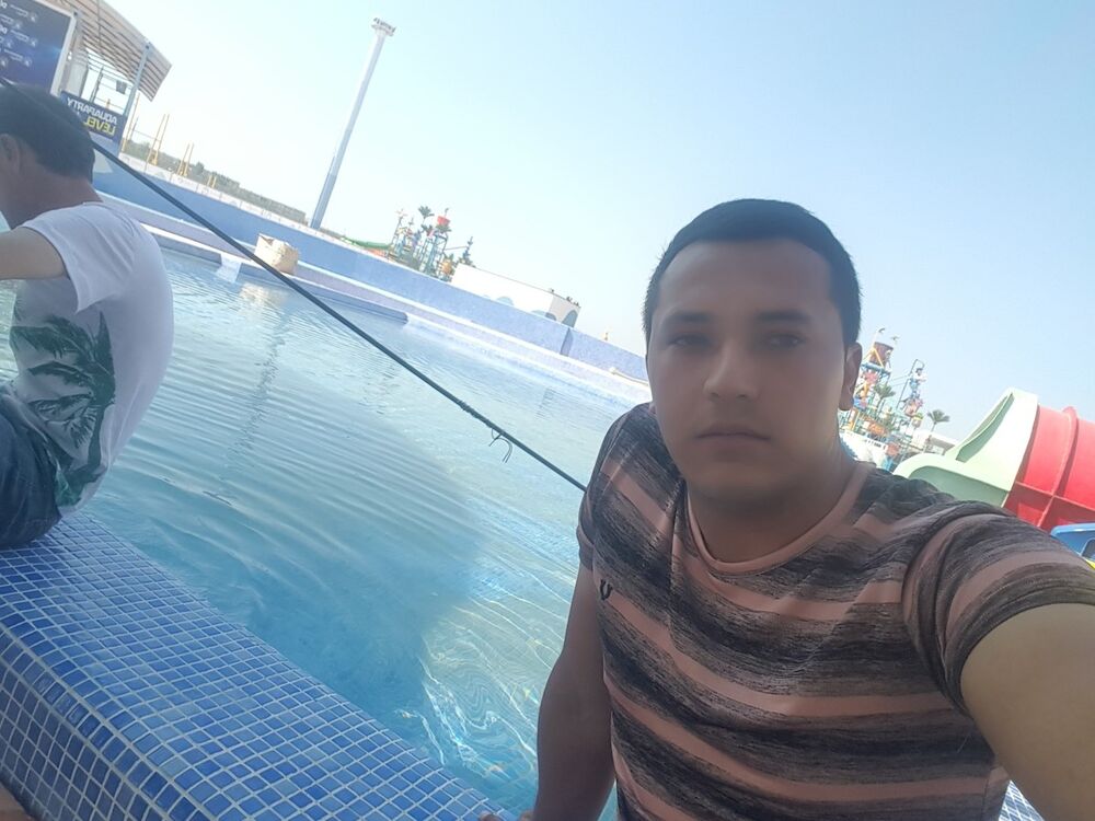  ,   Davron, 32 ,   ,   , c 