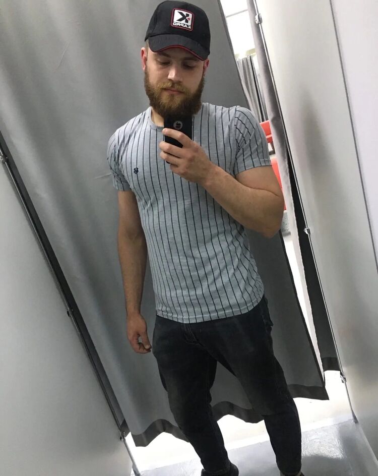  49162540  , 31 ,    