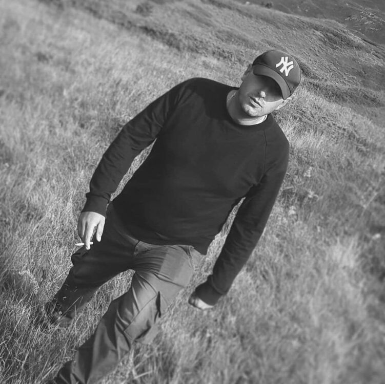  ,   Rudi, 38 ,   ,   