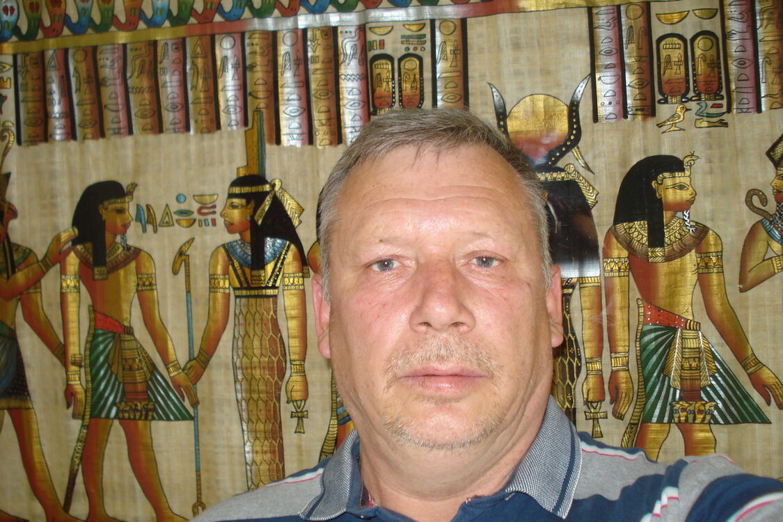  9735540  Ivan, 61 ,    