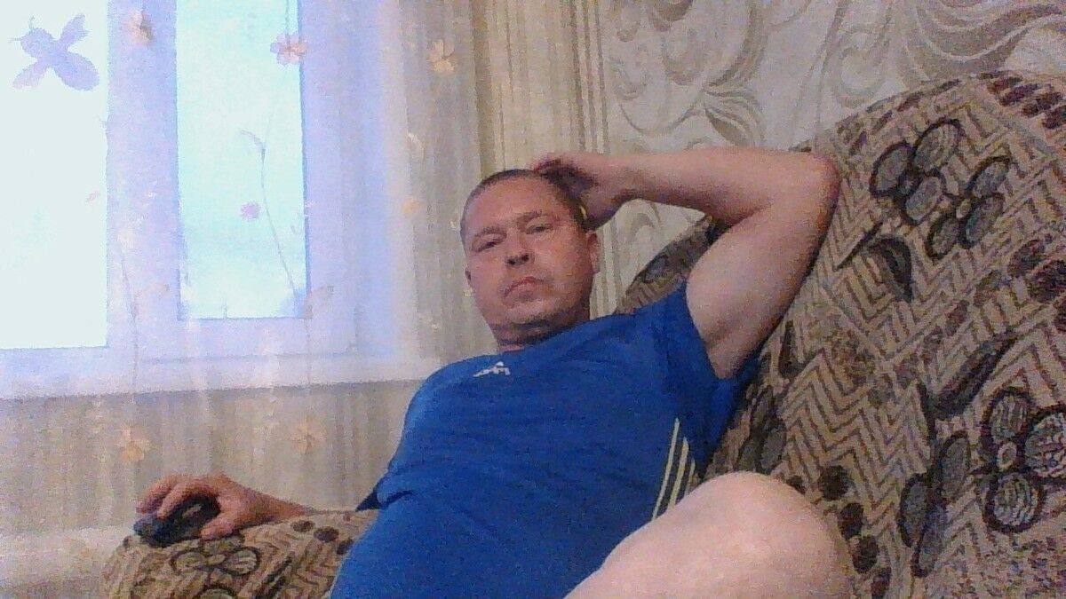  9992030  Aleks, 45 ,    
