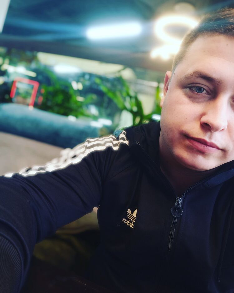  32288060  , 27 ,    