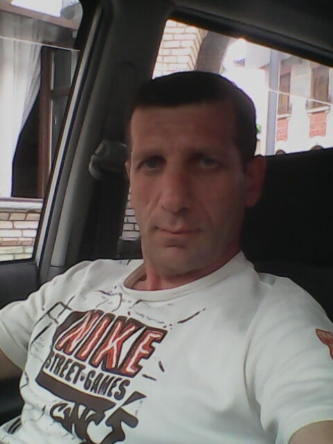  9865870  , 52 ,    