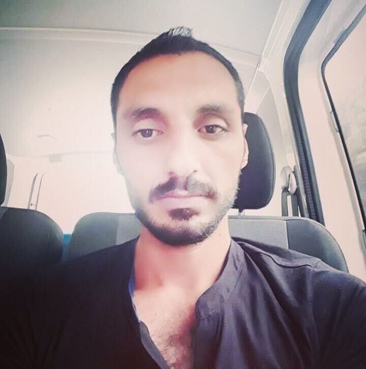  53888510  Akin, 38 ,    