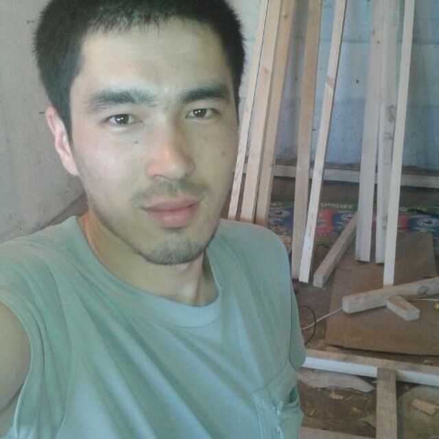  ,   Islombek, 31 ,   