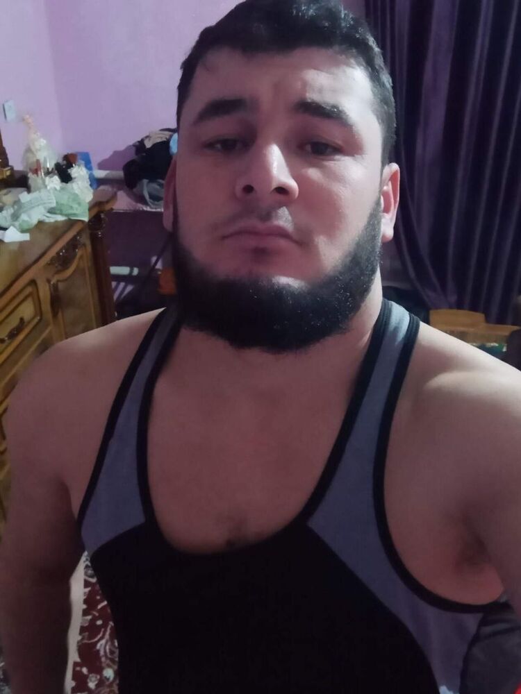  46173880  Nurbek, 31 ,    