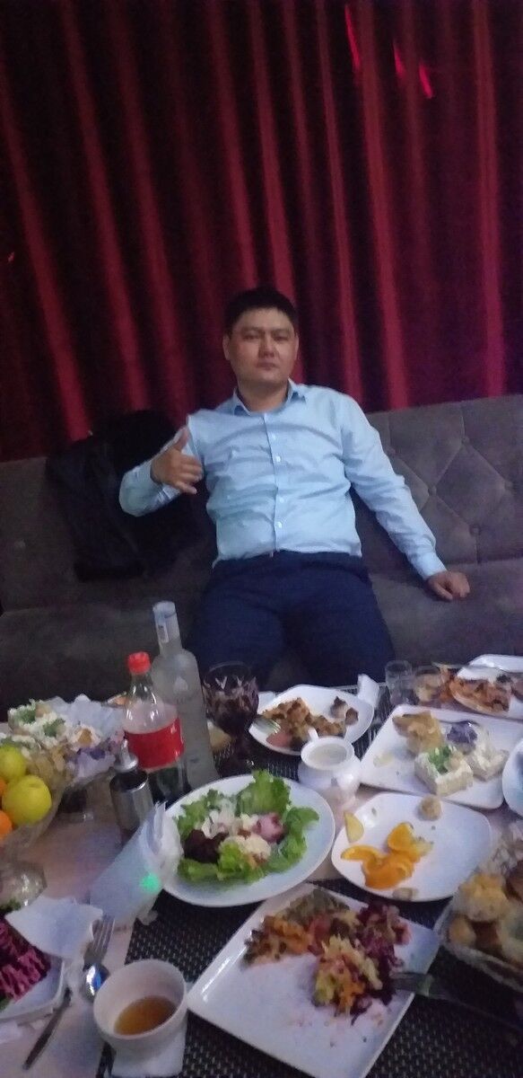  15488210  Edik, 40 ,    
