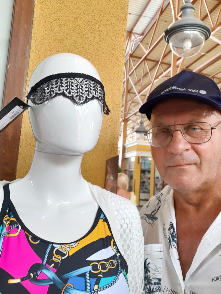  ,   Viktor s, 59 ,   ,   