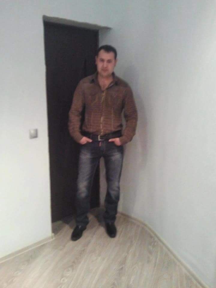  12528810  , 47 ,    
