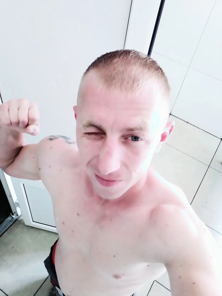 28851270  , 33 ,    