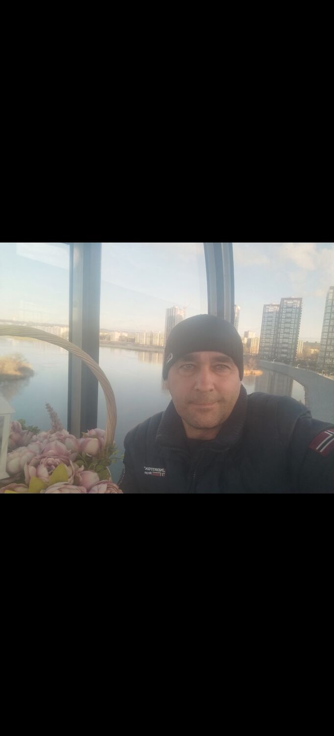  39789200  Irek, 39 ,    