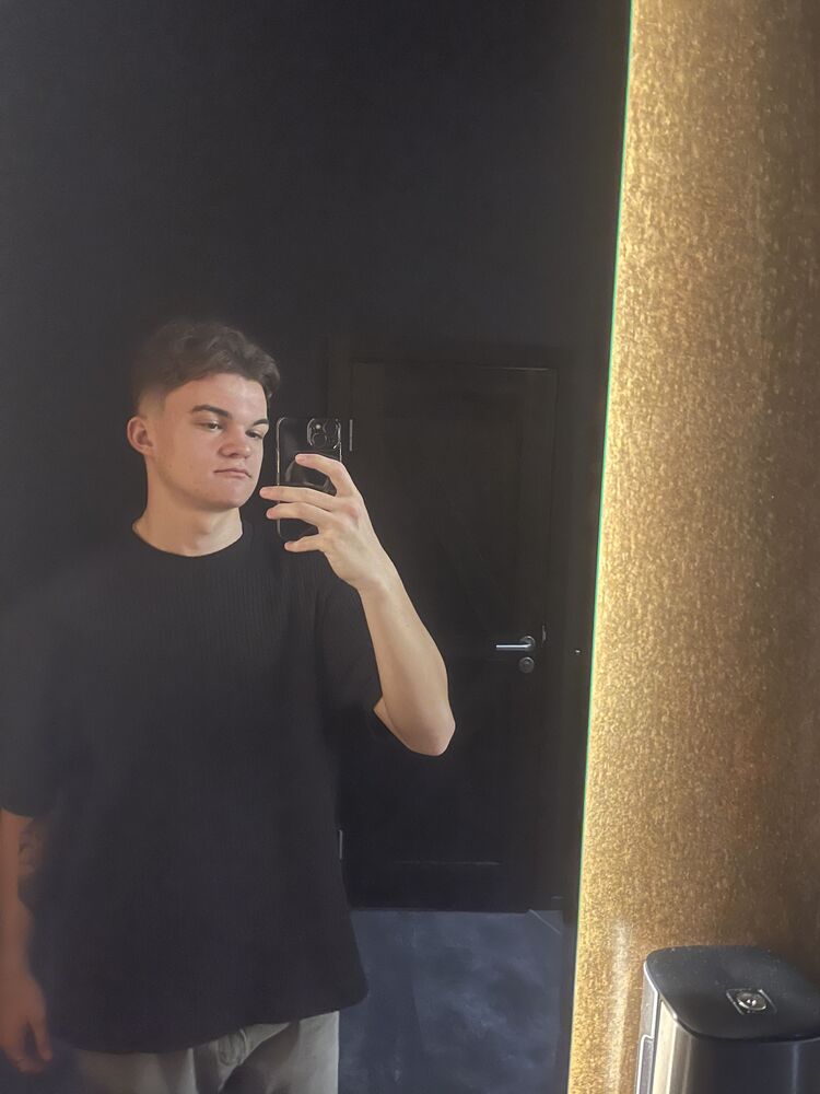  42227030  , 20 ,    