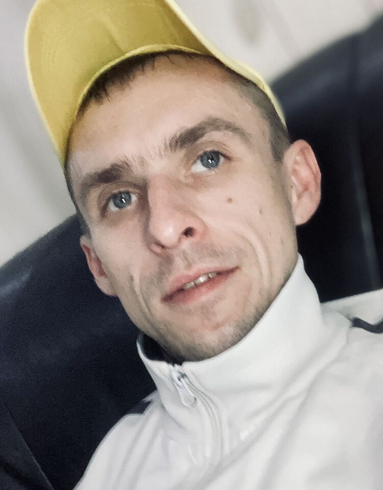  ,   Oleksandr, 37 ,   ,   , 