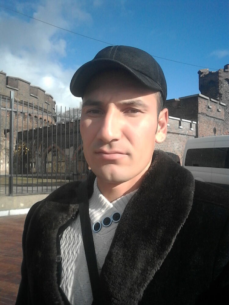  48773520  , 33 ,    