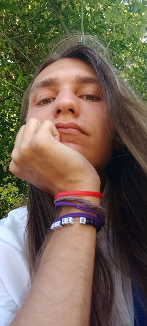 43427680  , 21 ,    
