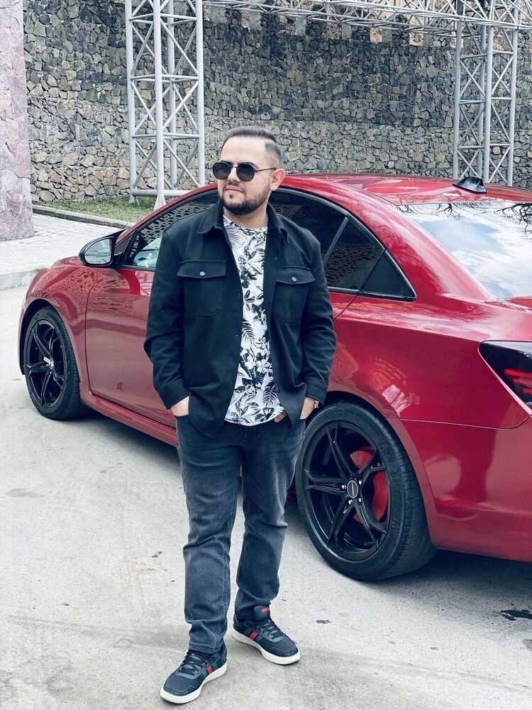  ,   Elvin, 30 ,   ,   , c 