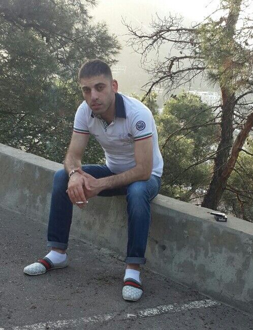  ,   Ruslan, 40 ,   ,   , c 