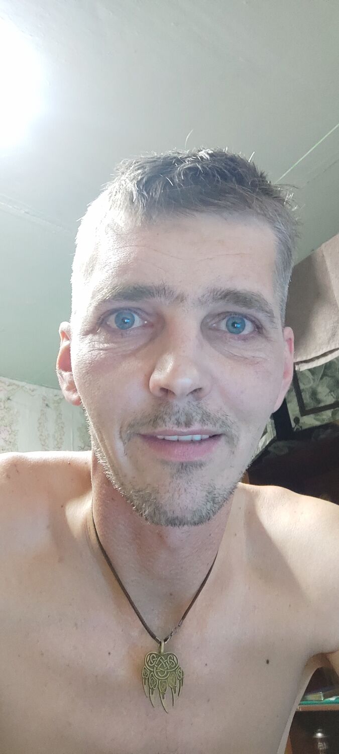  48033250  , 42 ,    