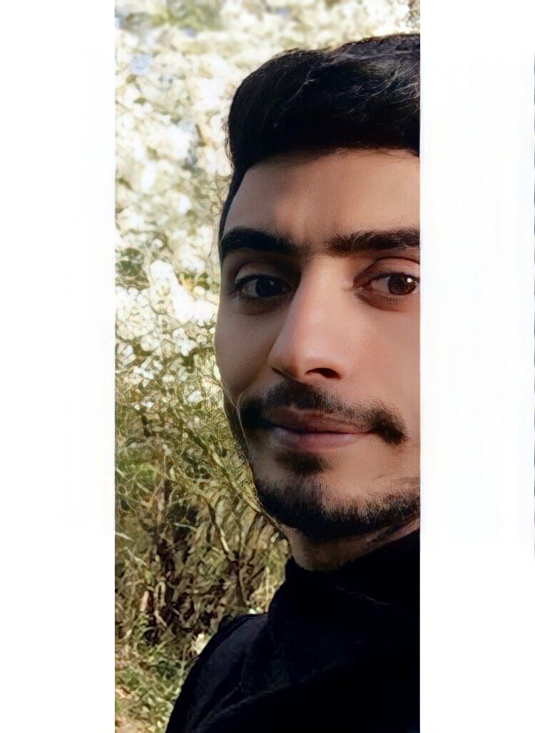  27597970  Haider, 30 ,    Apeldoorn