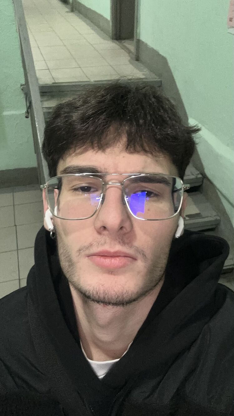  38673120  , 23 ,     