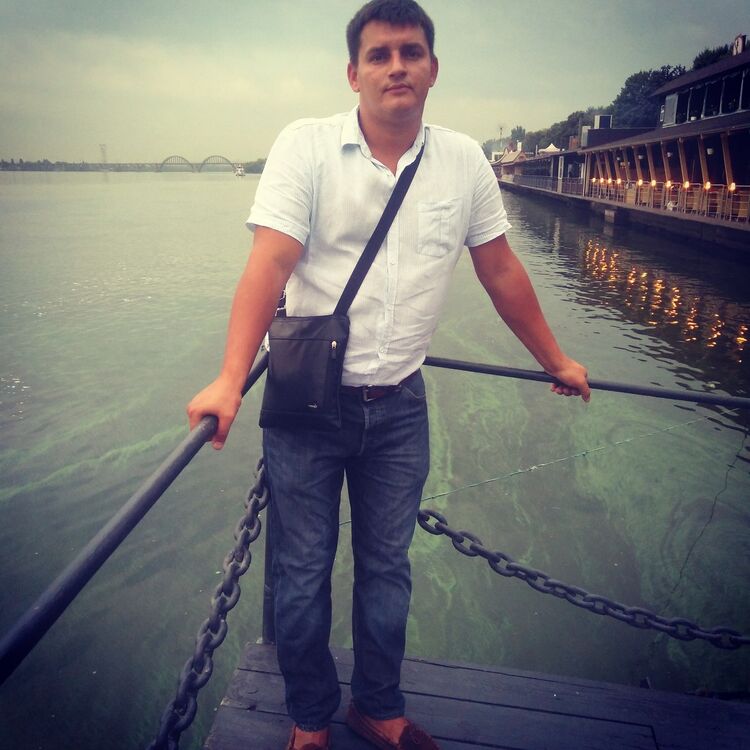  ,   Serj, 34 ,   ,   , c 