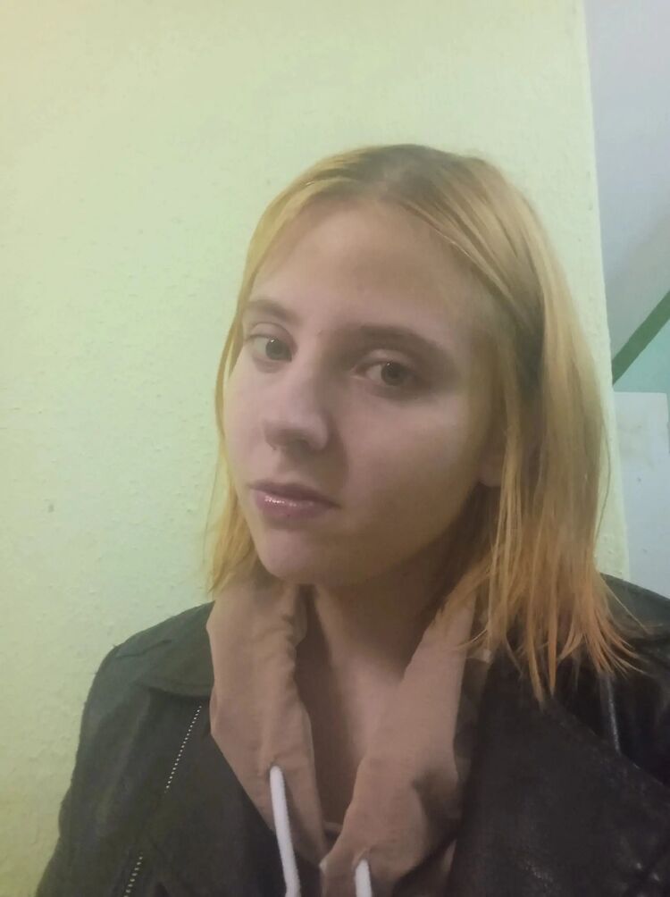  38980050  Anastasia, 27 ,    