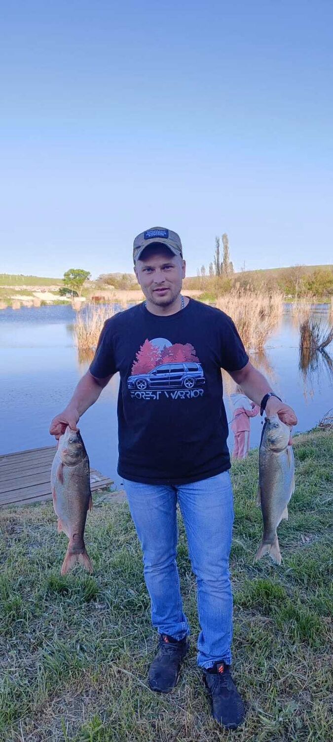  51545010  Sergey, 31 ,    