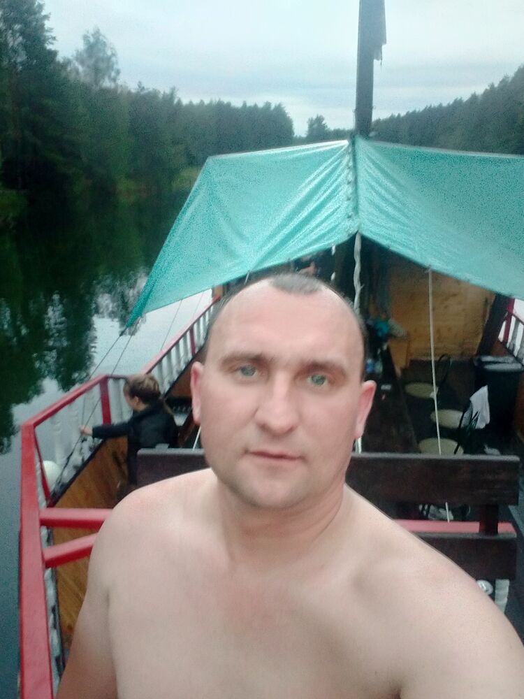  36518570  , 40 ,    