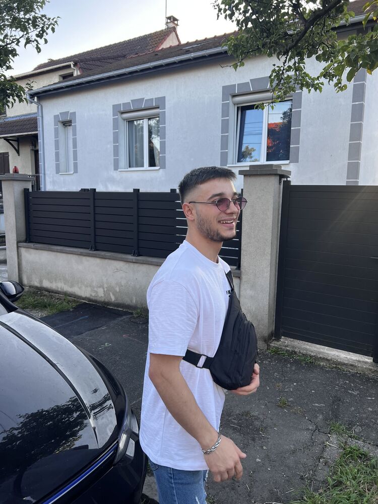  Charenton-le-Pont,   Vrabie, 23 ,   ,   