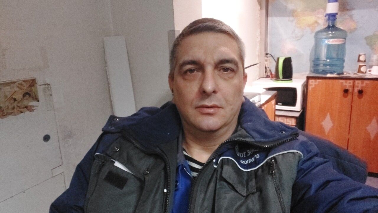  49829700  , 53 ,    