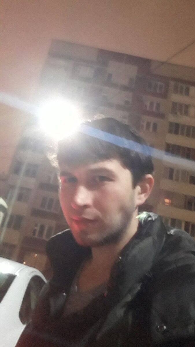  15097570  , 31 ,    