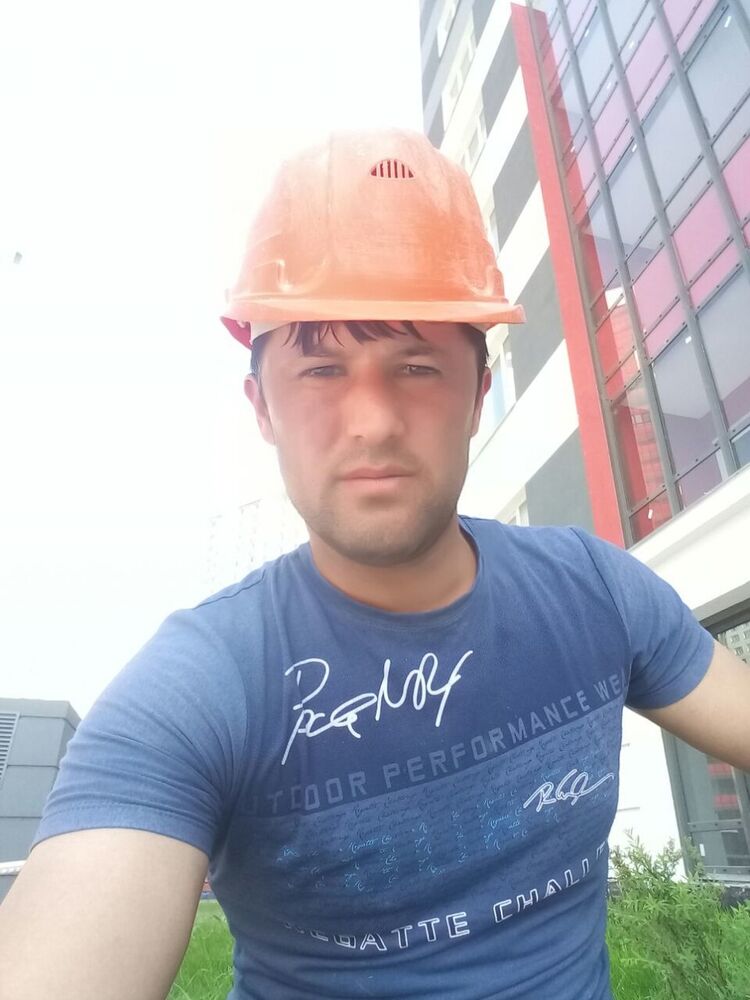  18306890  , 33 ,    -