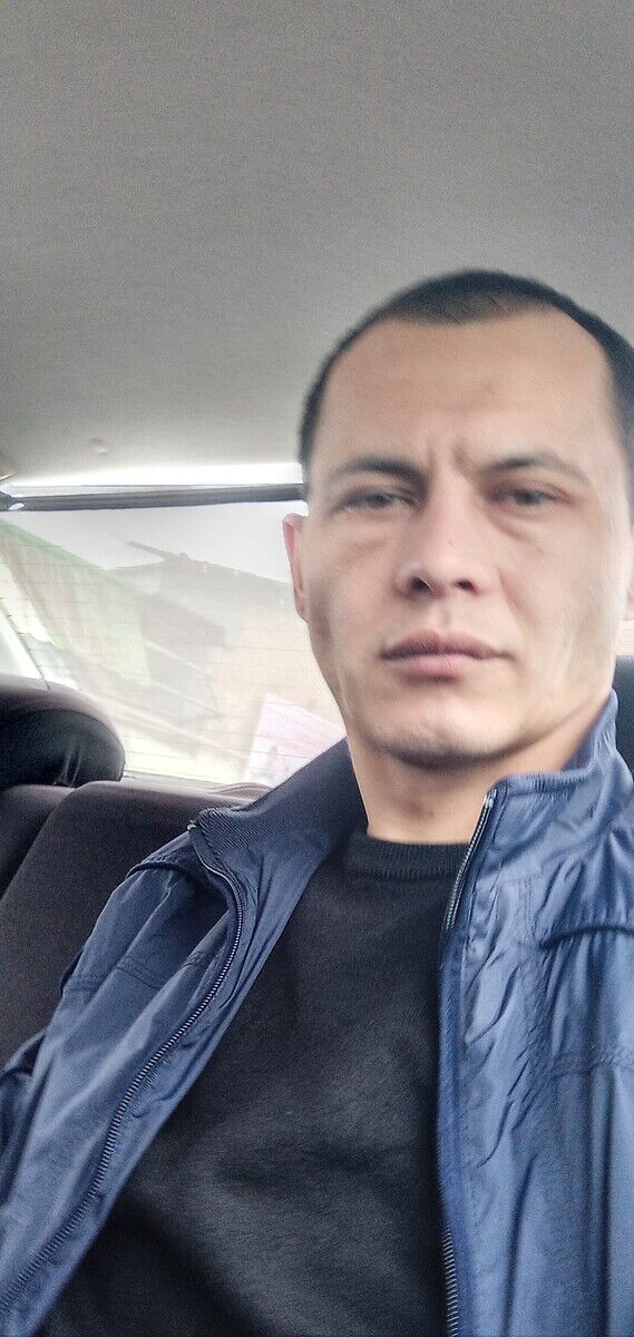  22493290  Murodjon, 39 ,    
