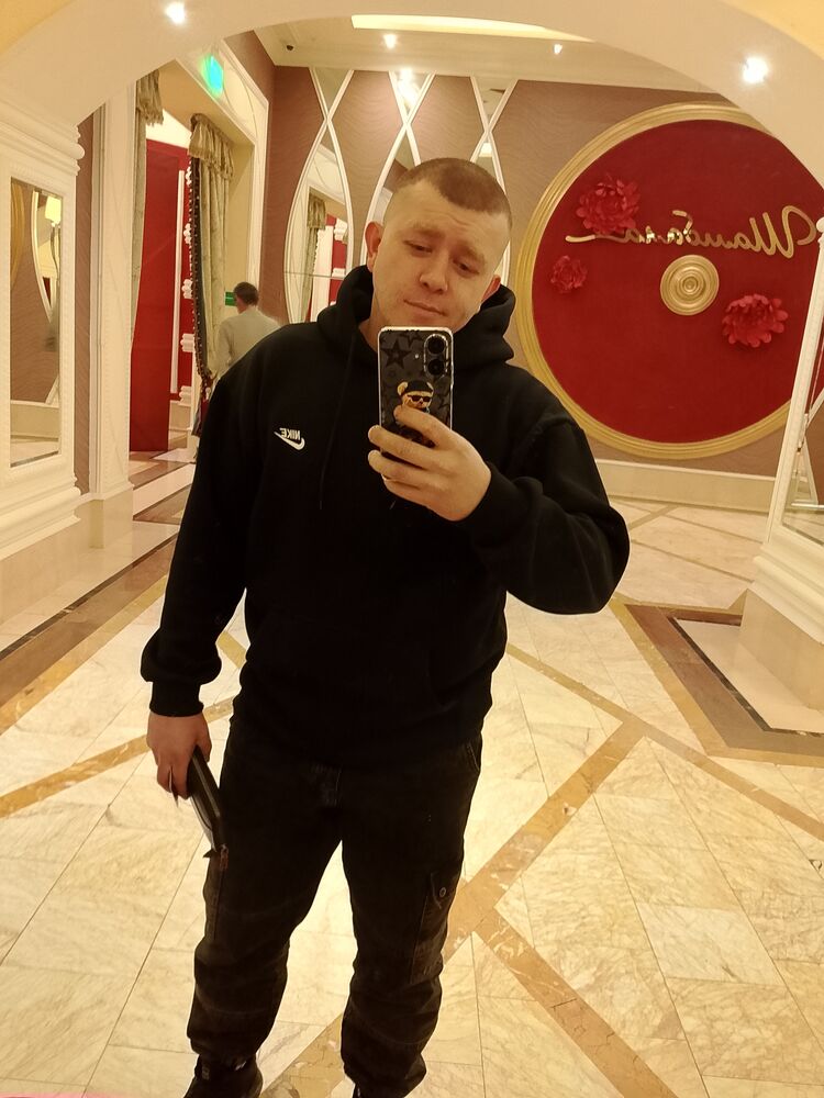  50512380  Yakovkev, 31 ,    