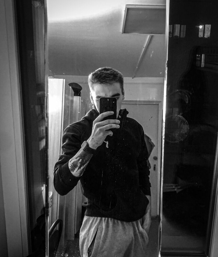 ���� 33860410 ����� ����, 21 ���, ���� ���������� � ������