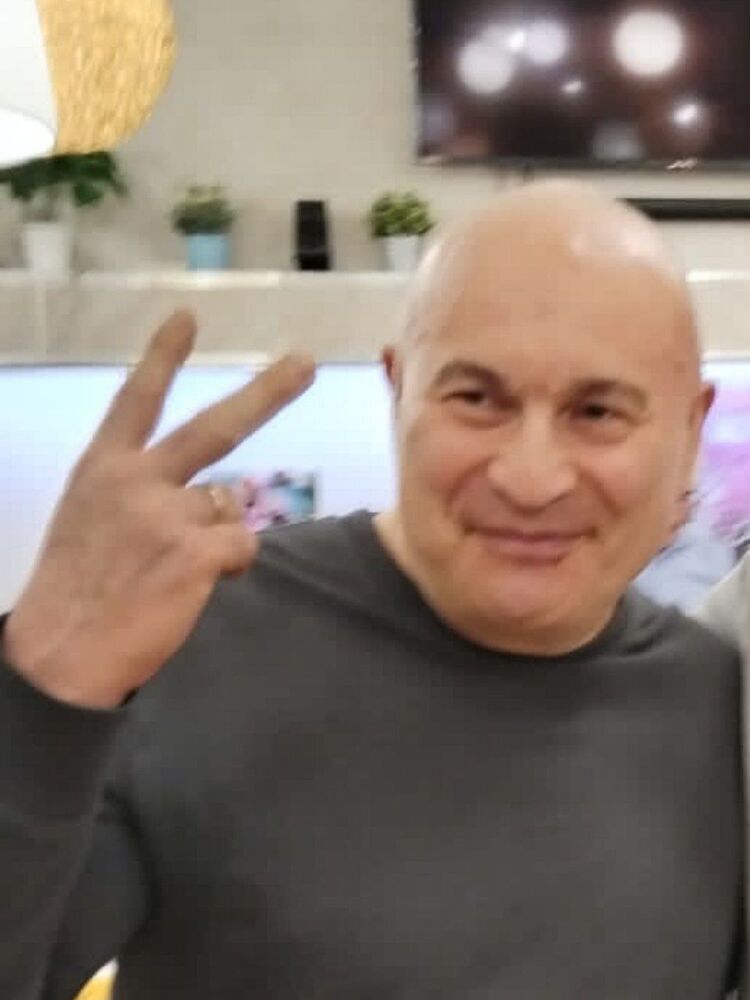  52069200  , 53 ,    