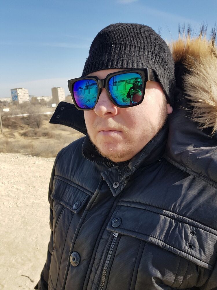  ,   Anton, 33 ,   ,   , c 