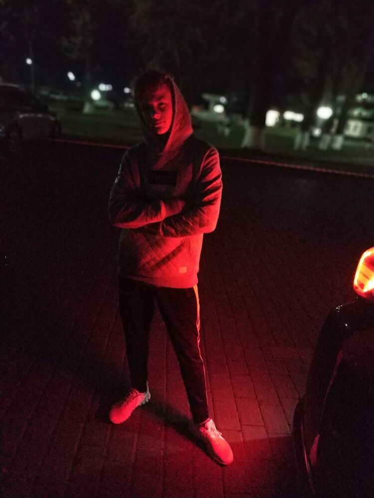  ,   Tesla, 25 ,   ,   , c 