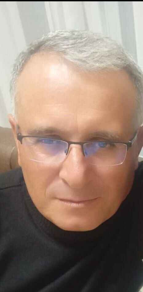  46969860  Polat salman, 52 ,    