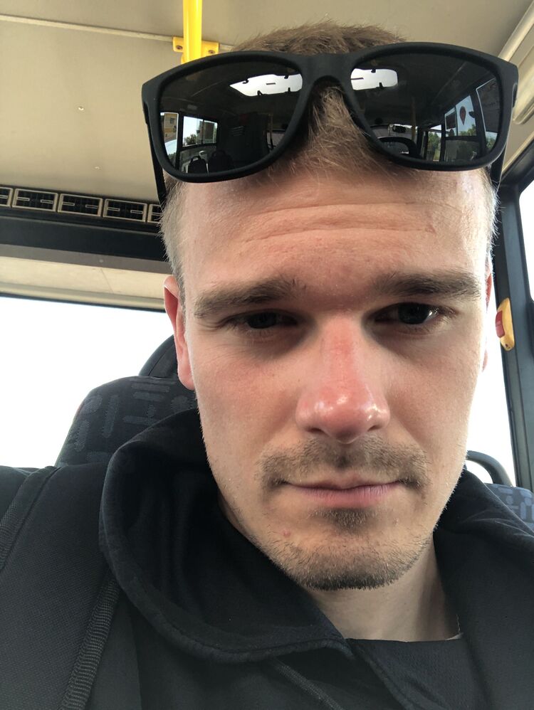  36061590  , 28 ,     
