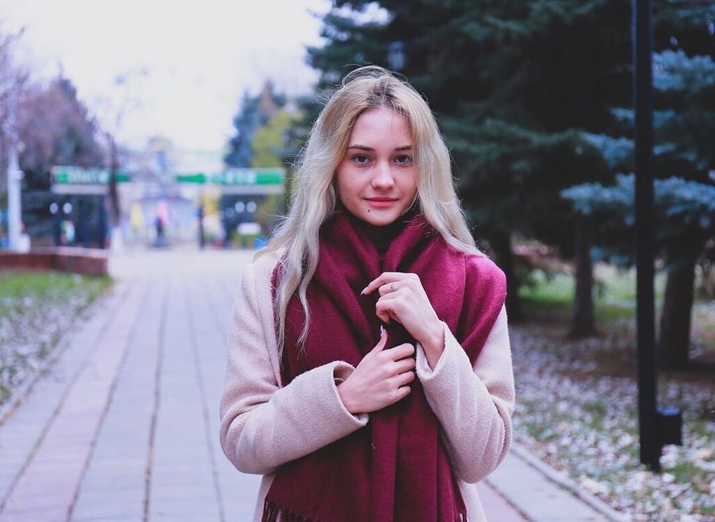  24646140  Mariya, 25 ,    