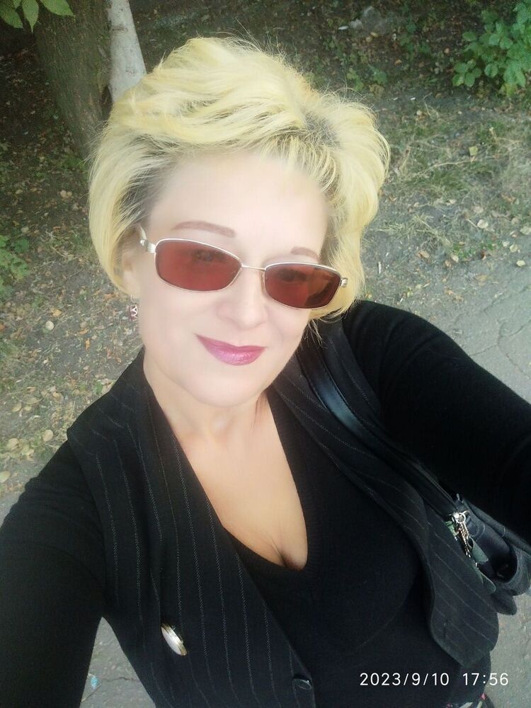  52718320  Tatiana, 50 ,    