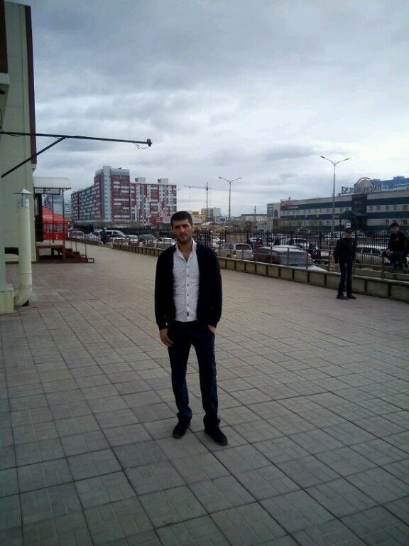  7592070  Armen, 35 ,    
